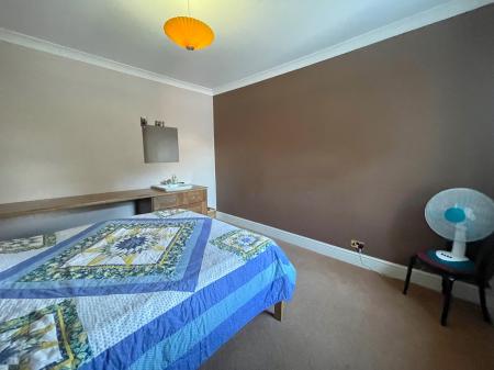 5 bedroom Semi-detached house for sale in Park Road West, Wolverhampton, WV1