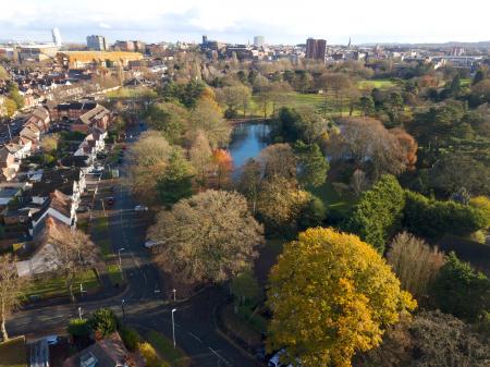 5 bedroom Semi-detached house for sale in Park Road West, Wolverhampton, WV1