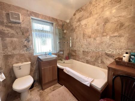 5 bedroom Semi-detached house for sale in Park Road West, Wolverhampton, WV1