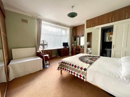 5 bedroom Semi-detached house for sale in Park Road West, Wolverhampton, WV1