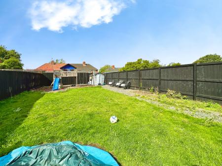 4 bedroom Semi-detached house for sale in Shearwater Road, Coalpool, Walsall, WS3