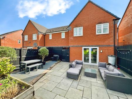 4 bedroom Semi-detached house for sale in Shearwater Road, Coalpool, Walsall, WS3