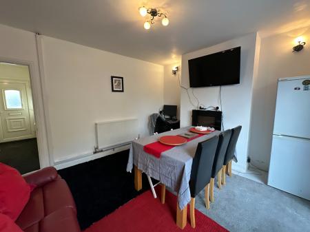 3 bedroom Semi-detached house for sale in Smithfield Road, Bloxwich, Walsall, WS3