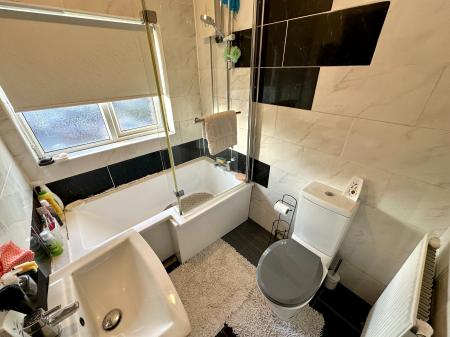 3 bedroom Semi-detached house for sale in Smithfield Road, Bloxwich, Walsall, WS3