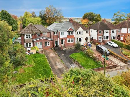 4 bedroom Detached house for sale in Stoney Lane, Bloxwich, Walsall, WS3