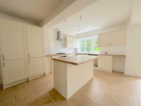 4 bedroom Detached house for sale in Stoney Lane, Bloxwich, Walsall, WS3