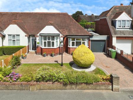 4 bedroom Semi-detached bungalow for sale in Victoria Avenue, Walsall, WS3