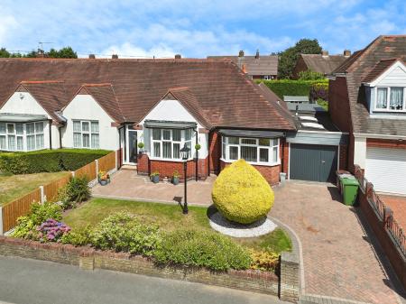 4 bedroom Semi-detached bungalow for sale in Victoria Avenue, Walsall, WS3