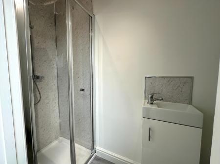 4 bedroom Semi-detached house for sale in Wallington Heath, Bloxwich, WS3