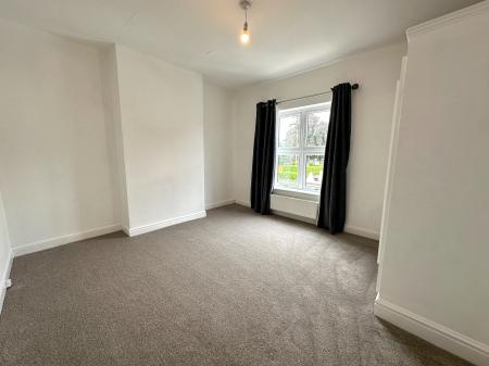 4 bedroom Semi-detached house for sale in Wallington Heath, Bloxwich, WS3