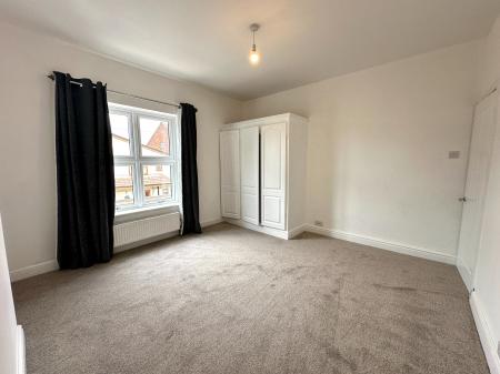 4 bedroom Semi-detached house for sale in Wallington Heath, Bloxwich, WS3