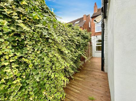 4 bedroom Semi-detached house for sale in Wallington Heath, Bloxwich, WS3