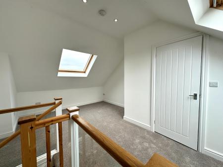 4 bedroom Semi-detached house for sale in Wallington Heath, Bloxwich, WS3