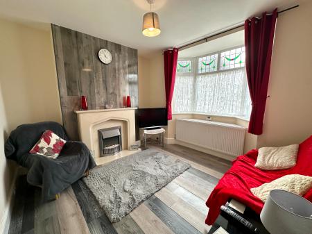 3 bedroom Semi-detached house for sale in Wallington Heath, Little Bloxwich, Walsall, WS3
