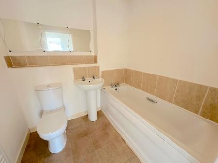 2 bedroom Flat for sale in Water Reed Grove, Beechdale, Walsall, WS2