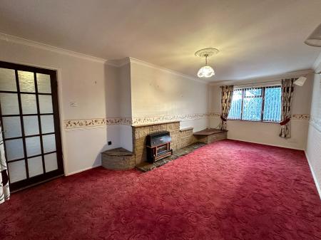 4 bedroom Semi-detached house for sale in Keats Road, Willenhall, WV12