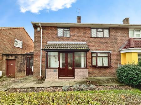 4 bedroom Semi-detached house for sale in Keats Road, Willenhall, WV12