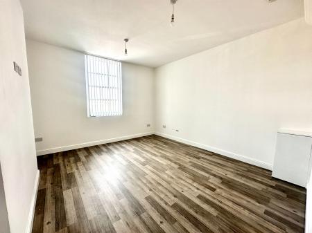 1 bedroom Flat to let in Bradford Lane, Walsall Town Centre, Walsall, WS1