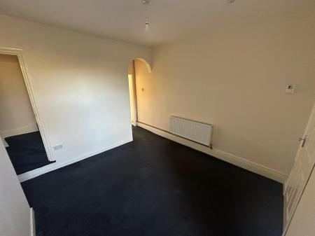 2 bedroom Terraced House to let in Essex Street, Walsall, WS2