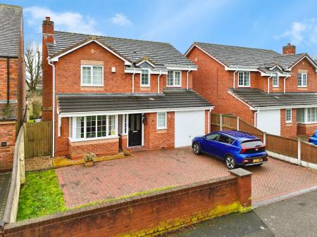 4 bedroom Detached house for sale in Nest Common, Pelsall, Walsall, WS3