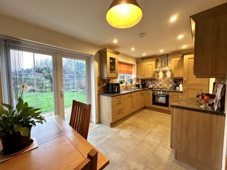 4 bedroom Detached house for sale in Nest Common, Pelsall, Walsall, WS3