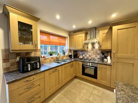 4 bedroom Detached house for sale in Nest Common, Pelsall, Walsall, WS3