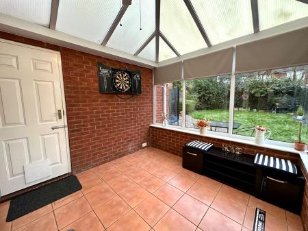 3 bedroom Semi-detached house for sale in Barn Owl Drive, Pelsall, Walsall, WS3