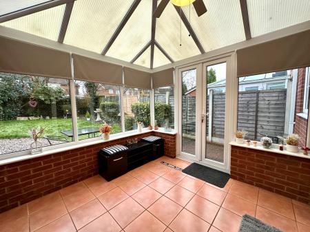 3 bedroom Semi-detached house for sale in Barn Owl Drive, Pelsall, Walsall, WS3