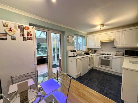 3 bedroom Semi-detached house for sale in Barn Owl Drive, Pelsall, Walsall, WS3