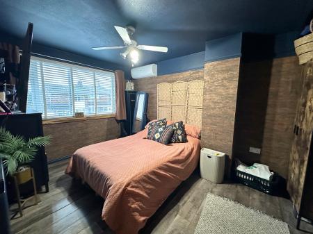 3 bedroom Semi-detached house for sale in Longwood Rise, Willenhall, WV12