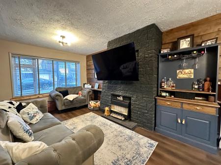 3 bedroom Semi-detached house for sale in Longwood Rise, Willenhall, WV12