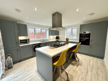 4 bedroom Detached house for sale in Hall Iron Road, Walsall, WS2