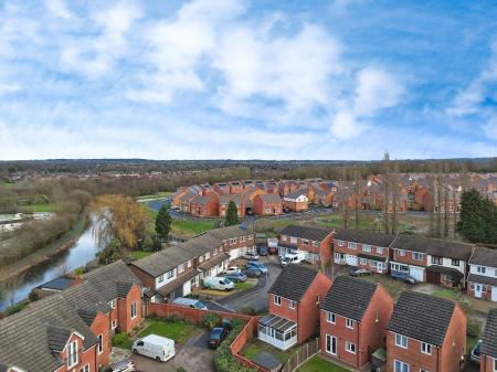 3 bedroom Semi-detached house for sale in Goscote Lane, Goscote, Walsall, WS3