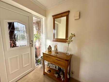 4 bedroom Detached house for sale in Woodbridge Close, Turnberry Estate, Walsall, WS3