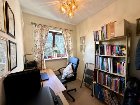 4 bedroom Detached house for sale in Woodbridge Close, Turnberry Estate, Walsall, WS3