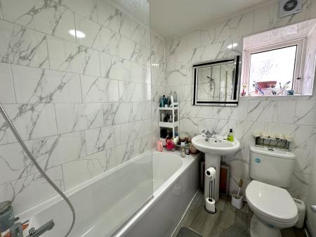 4 bedroom Terraced House for sale in Rowlands Close, Bentley, Walsall, WS2