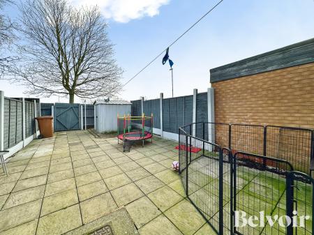 4 bedroom Terraced House for sale in Rowlands Close, Bentley, Walsall, WS2