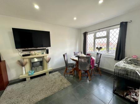 4 bedroom Terraced House for sale in Rowlands Close, Bentley, Walsall, WS2
