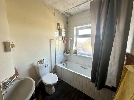 3 bedroom End of terrace house for sale in York Avenue, Alumwell, Walsall, WS2