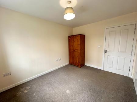 2 bedroom Apartment to let in Thornbury Road, Walsall, WS2