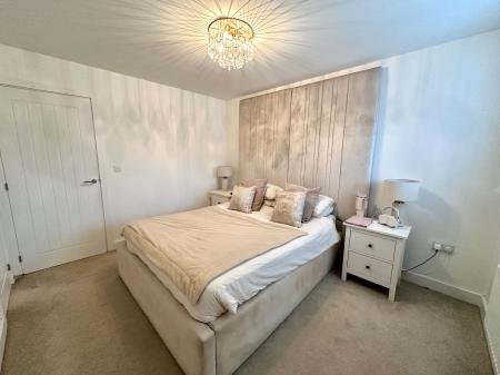 2 bedroom End of terrace house to let in Hall Iron Road, Walsall, WS2