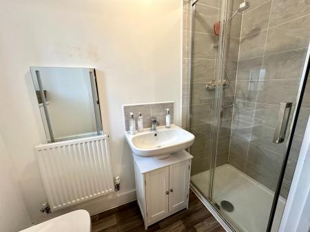 2 bedroom End of terrace house to let in Hall Iron Road, Walsall, WS2