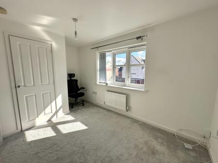 2 bedroom Semi-detached house for sale in Shearwater Road, Coalpool, Walsall, WS3