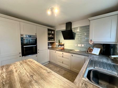 3 bedroom Detached house for sale in Pulley Close, Bloxwich, Walsall, WS3