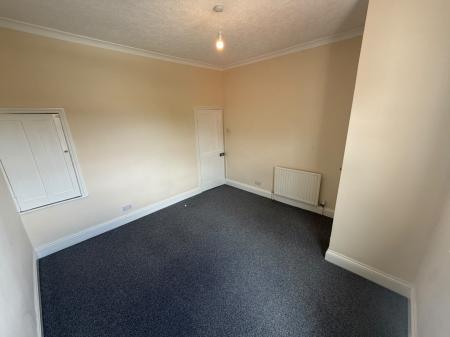 2 bedroom Terraced House to let in Bloxwich Road, Walsall, WS2