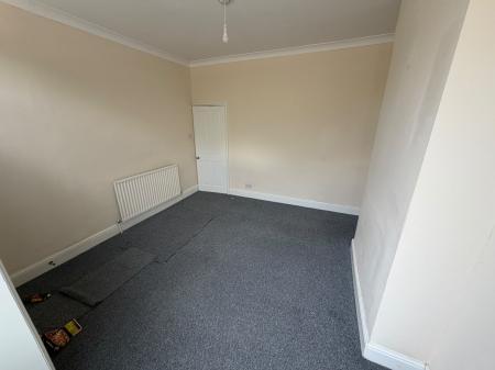 2 bedroom Terraced House to let in Bloxwich Road, Walsall, WS2