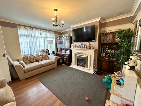 3 bedroom Semi-detached house to let in Sandhill Street, Bloxwich, WS3