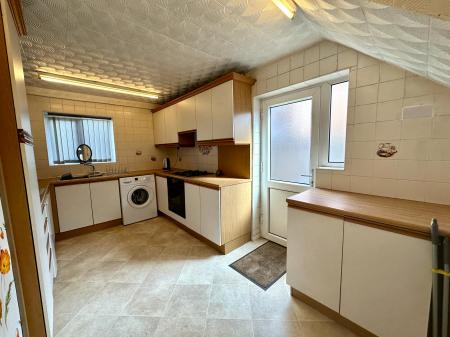 2 bedroom Semi-detached house for sale in Churchill Road, Bentley, Walsall, WS2