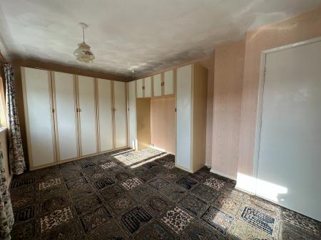 2 bedroom Semi-detached house for sale in Churchill Road, Bentley, Walsall, WS2