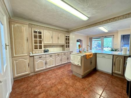 3 bedroom Semi-detached house for sale in Victoria Avenue, Bloxwich, Walsall, WS3